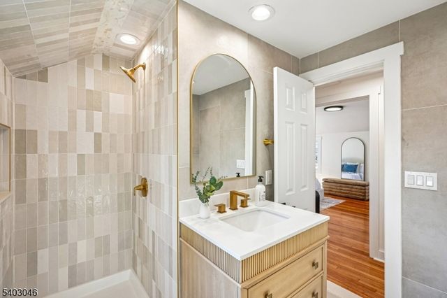 33 Springbrook Rd, Springfield Twp., NJ 07081