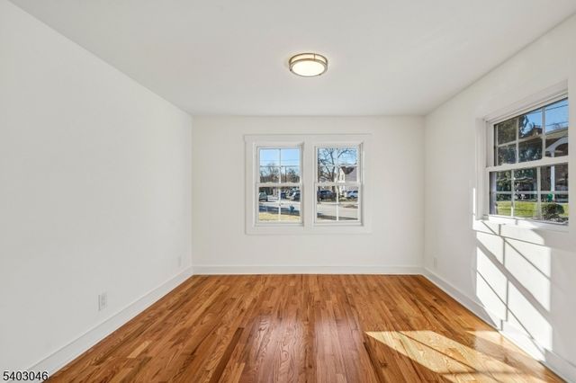 33 Springbrook Rd, Springfield Twp., NJ 07081