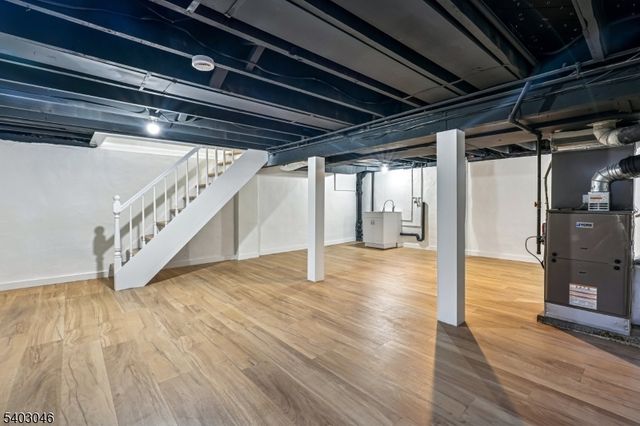 33 Springbrook Rd, Springfield Twp., NJ 07081