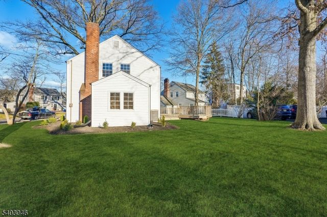 33 Springbrook Rd, Springfield Twp., NJ 07081