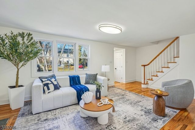 33 Springbrook Rd, Springfield Twp., NJ 07081