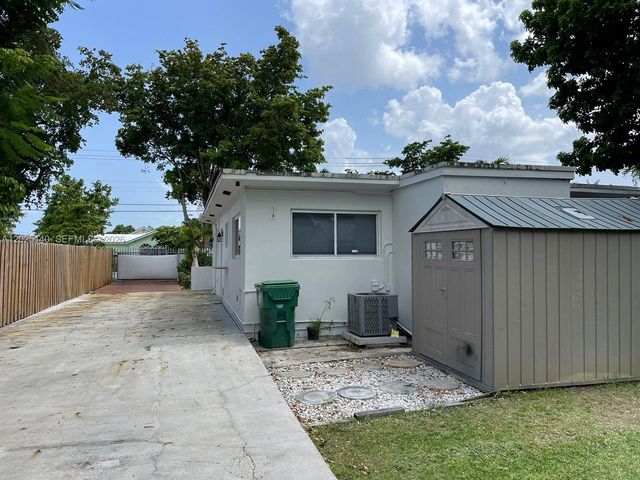 2359 NW 32nd Street, Miami, FL 33142