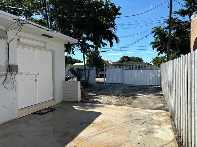 2359 NW 32nd Street, Miami, FL 33142