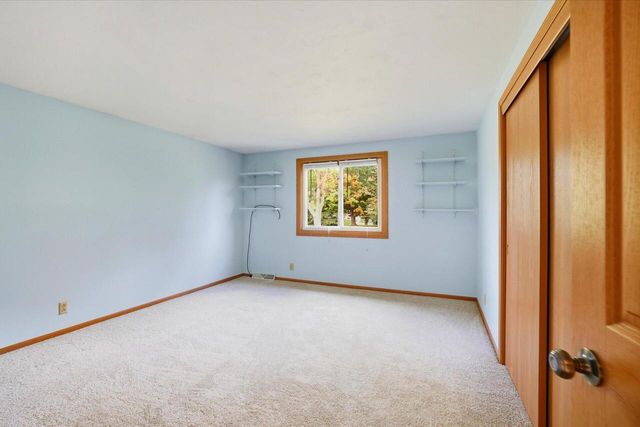 S83W23145 Artesian AVENUE, Big Bend, WI 53103