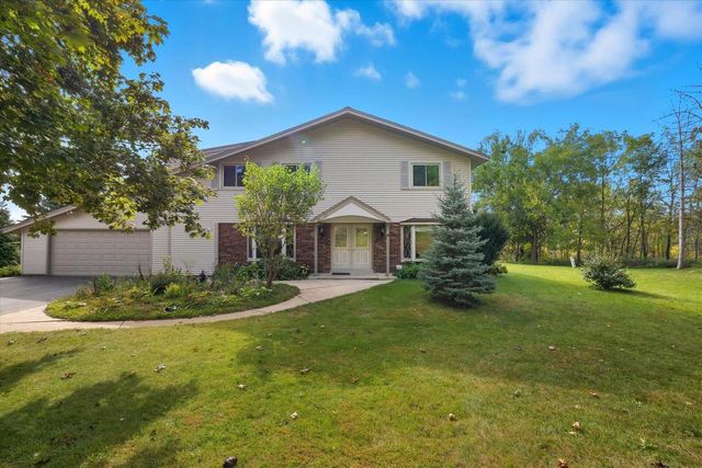 S83W23145 Artesian AVENUE, Big Bend, WI 53103