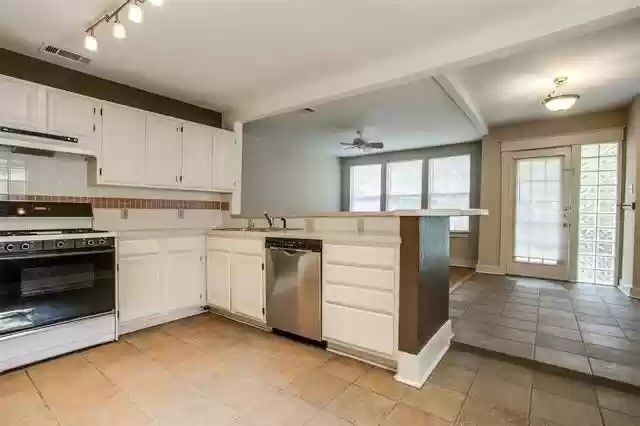 5838 Belmont Avenue, Dallas, TX 75206