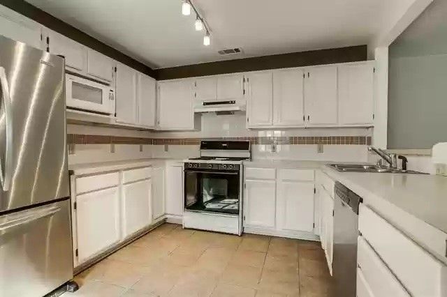 5838 Belmont Avenue, Dallas, TX 75206