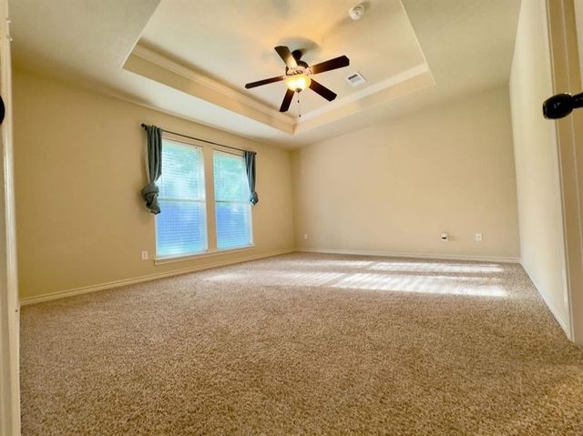 5220 Springwood Loop, Lumberton, TX 77657
