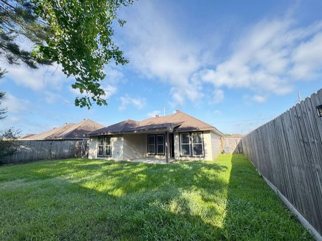5220 Springwood Loop, Lumberton, TX 77657