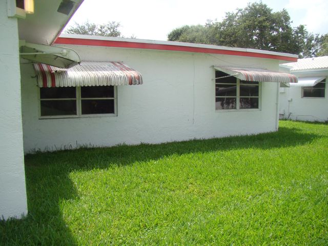 1611 NW 82nd Terrace, Plantation, FL 33322