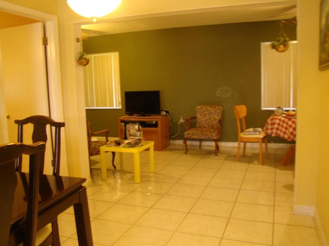 1611 NW 82nd Terrace, Plantation, FL 33322