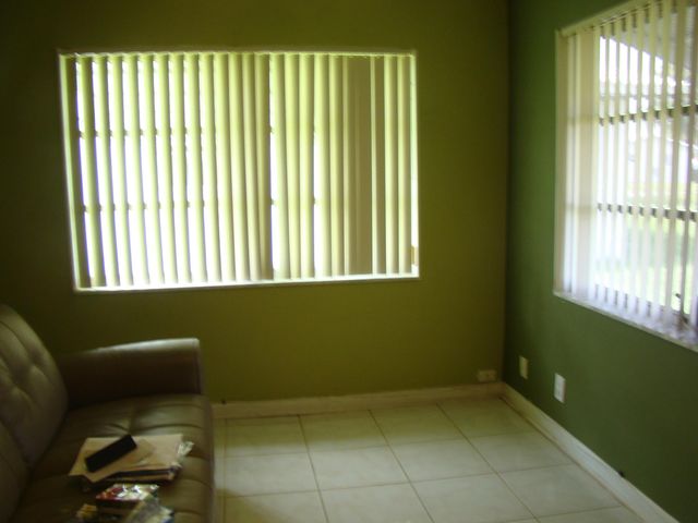 1611 NW 82nd Terrace, Plantation, FL 33322