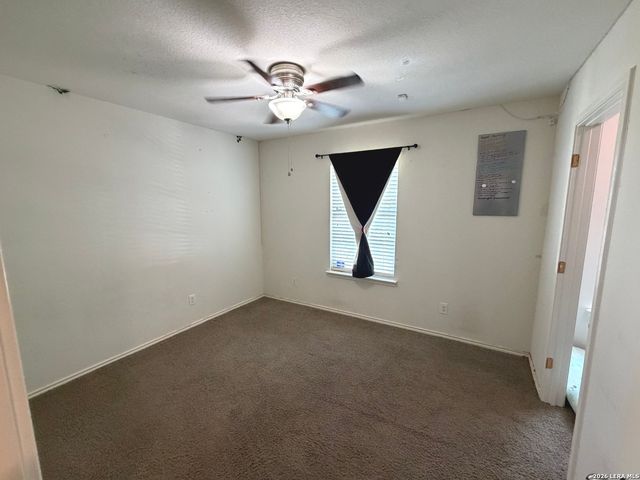 11323 CAMP CREEK TRL, San Antonio, TX 78245