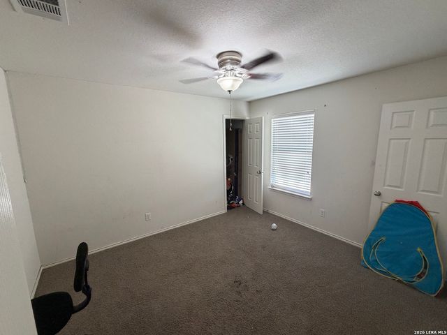 11323 CAMP CREEK TRL, San Antonio, TX 78245
