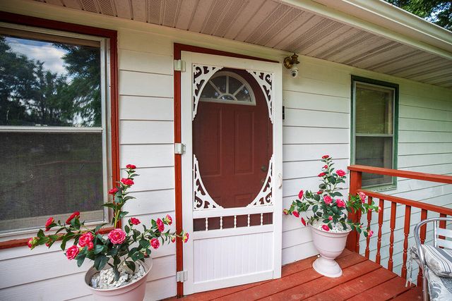230 E Silver Creek Road, Forsyth, MO 65653