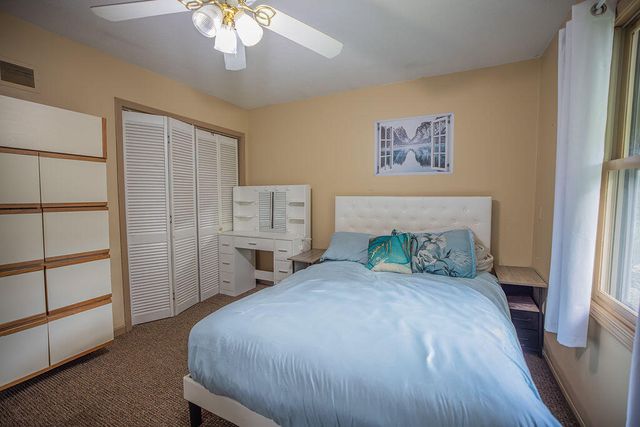 230 E Silver Creek Road, Forsyth, MO 65653