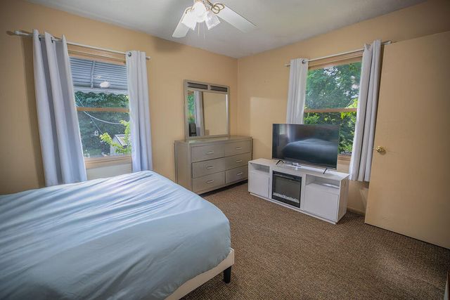 230 E Silver Creek Road, Forsyth, MO 65653
