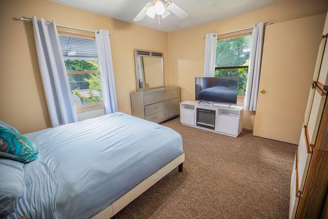 230 E Silver Creek Road, Forsyth, MO 65653