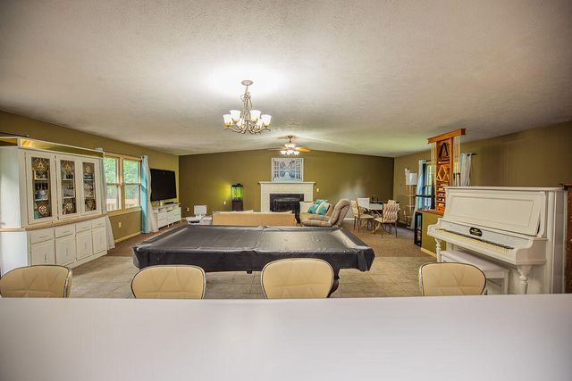 230 E Silver Creek Road, Forsyth, MO 65653