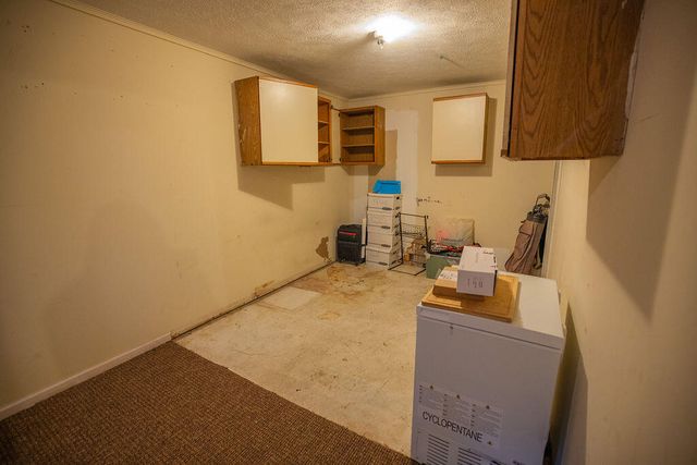 230 E Silver Creek Road, Forsyth, MO 65653