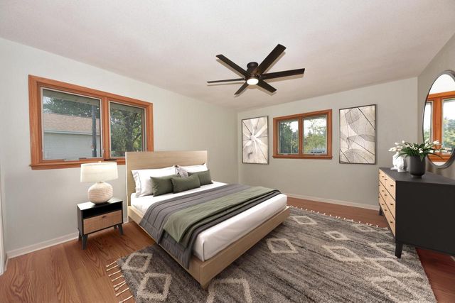 420 W Mequon ROAD, Mequon, WI 53092