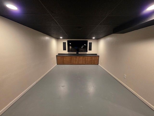 420 W Mequon ROAD, Mequon, WI 53092