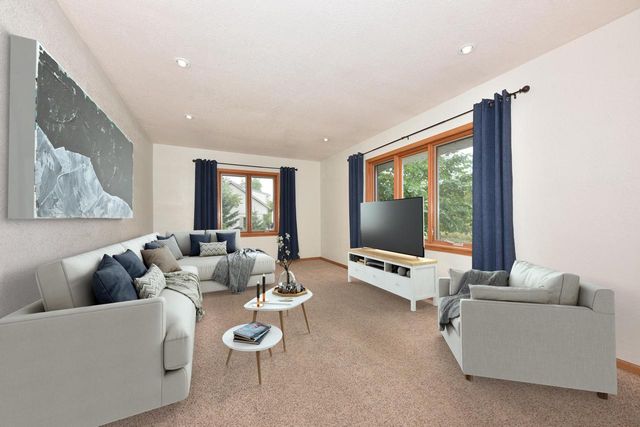 420 W Mequon ROAD, Mequon, WI 53092