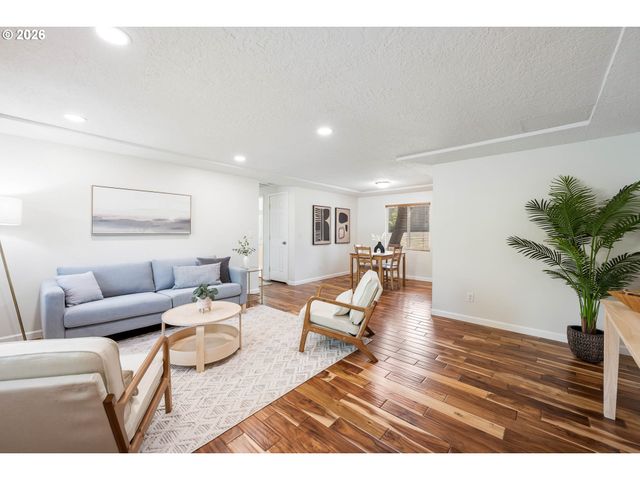 13320 Sw ARAGON St, Beaverton, OR 97005