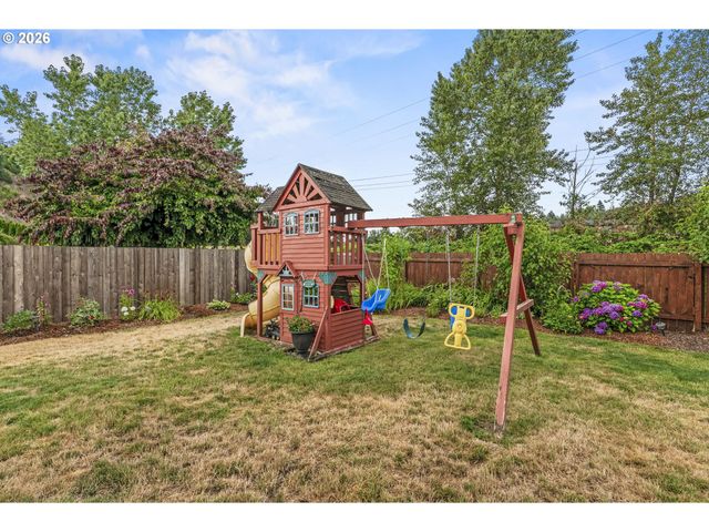 63 CHICKADEE Dr, Kelso, WA 98626