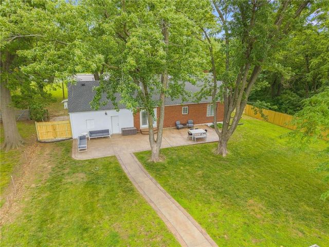 8715 State Avenue, Kansas City, KS 66112