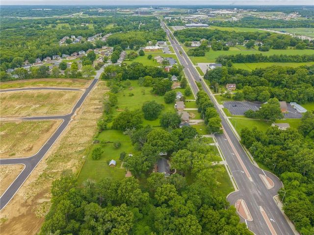 8715 State Avenue, Kansas City, KS 66112