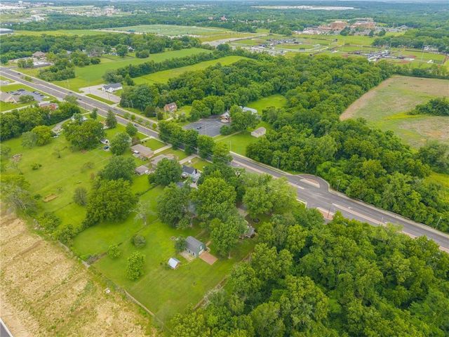 8715 State Avenue, Kansas City, KS 66112