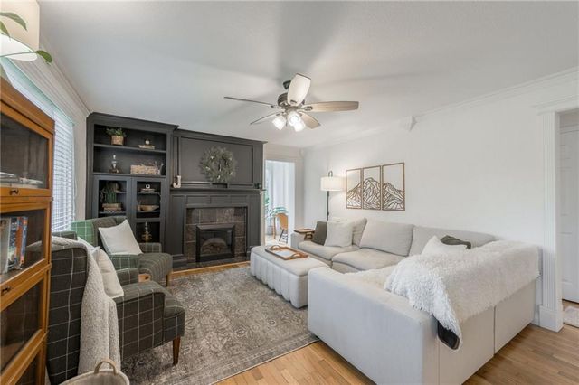 8715 State Avenue, Kansas City, KS 66112
