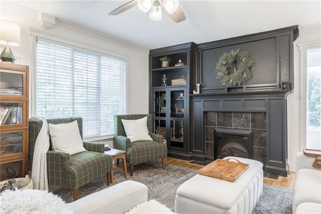 8715 State Avenue, Kansas City, KS 66112