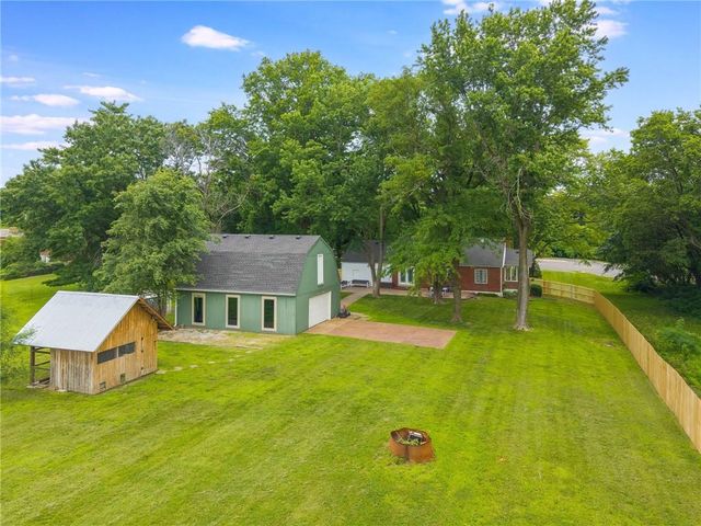 8715 State Avenue, Kansas City, KS 66112