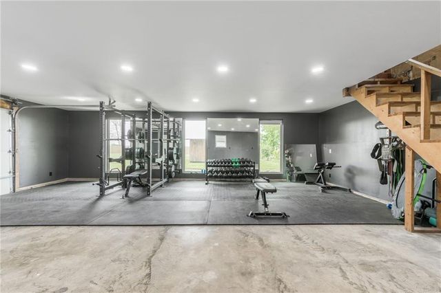 8715 State Avenue, Kansas City, KS 66112