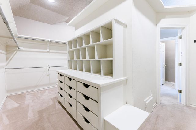 206 Collins Avenue, Sundown, TX 79372