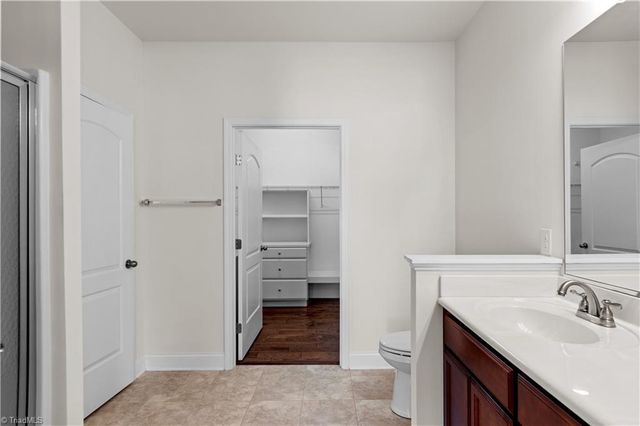 6870 Hanesbrook Circle, Clemmons, NC 27012