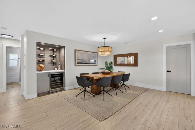 2341 MAYFIELD CT 8, Naples, FL 34105