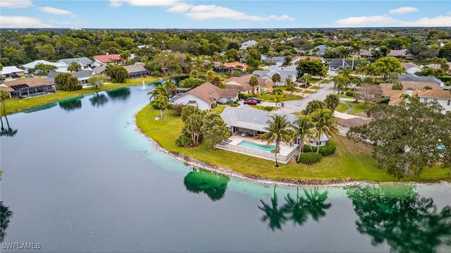 2341 MAYFIELD CT 8, Naples, FL 34105