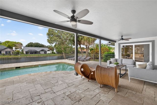 2341 MAYFIELD CT 8, Naples, FL 34105