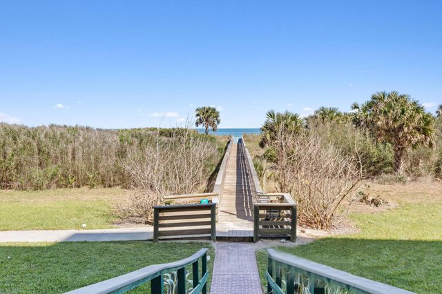18 Las Casitas Boulevard, Palm Coast, FL 32137