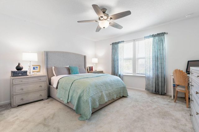18 Las Casitas Boulevard, Palm Coast, FL 32137