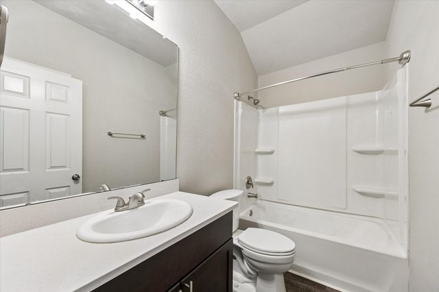 111 Valiant Ridge Trail, Magnolia, TX 77354