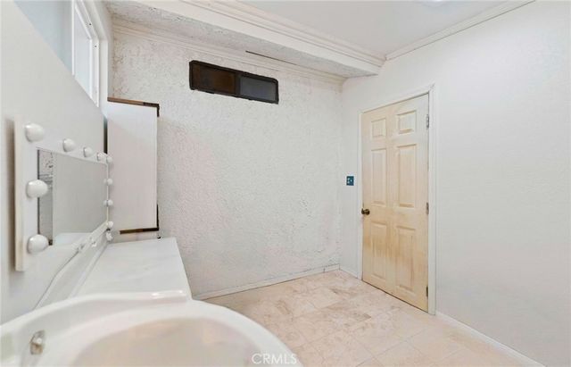 7371 Lyons, Hesperia, CA 92345