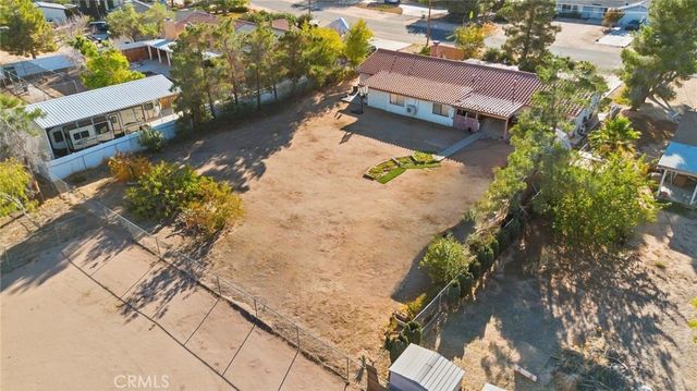 7371 Lyons, Hesperia, CA 92345