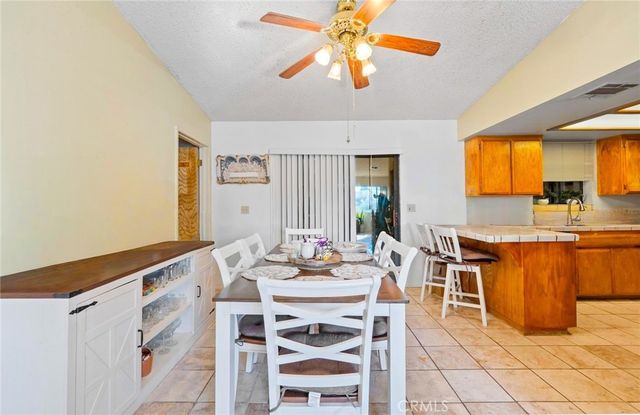 7371 Lyons, Hesperia, CA 92345