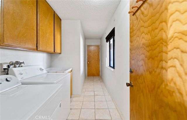7371 Lyons, Hesperia, CA 92345