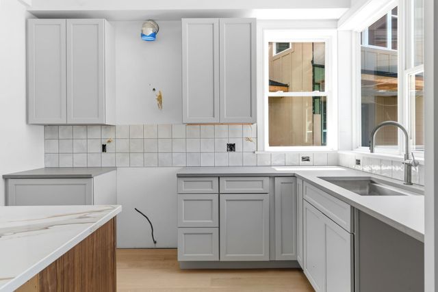9 Khloe Lane 0, Northampton, MA 01060