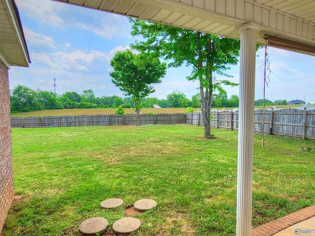 241 Misty Cove Court, New Market, AL 35761